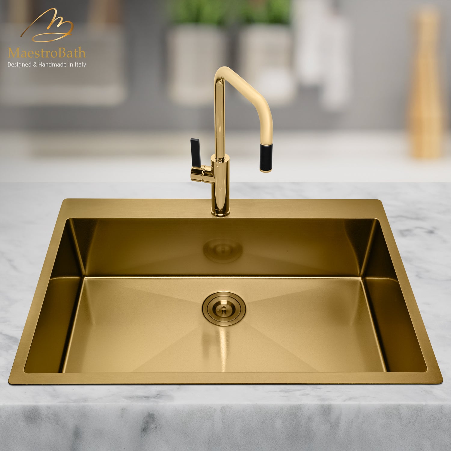 LUZ MONO Gold Modern Kitchen Faucet | Pull Out Mono Shower #color_polished gold