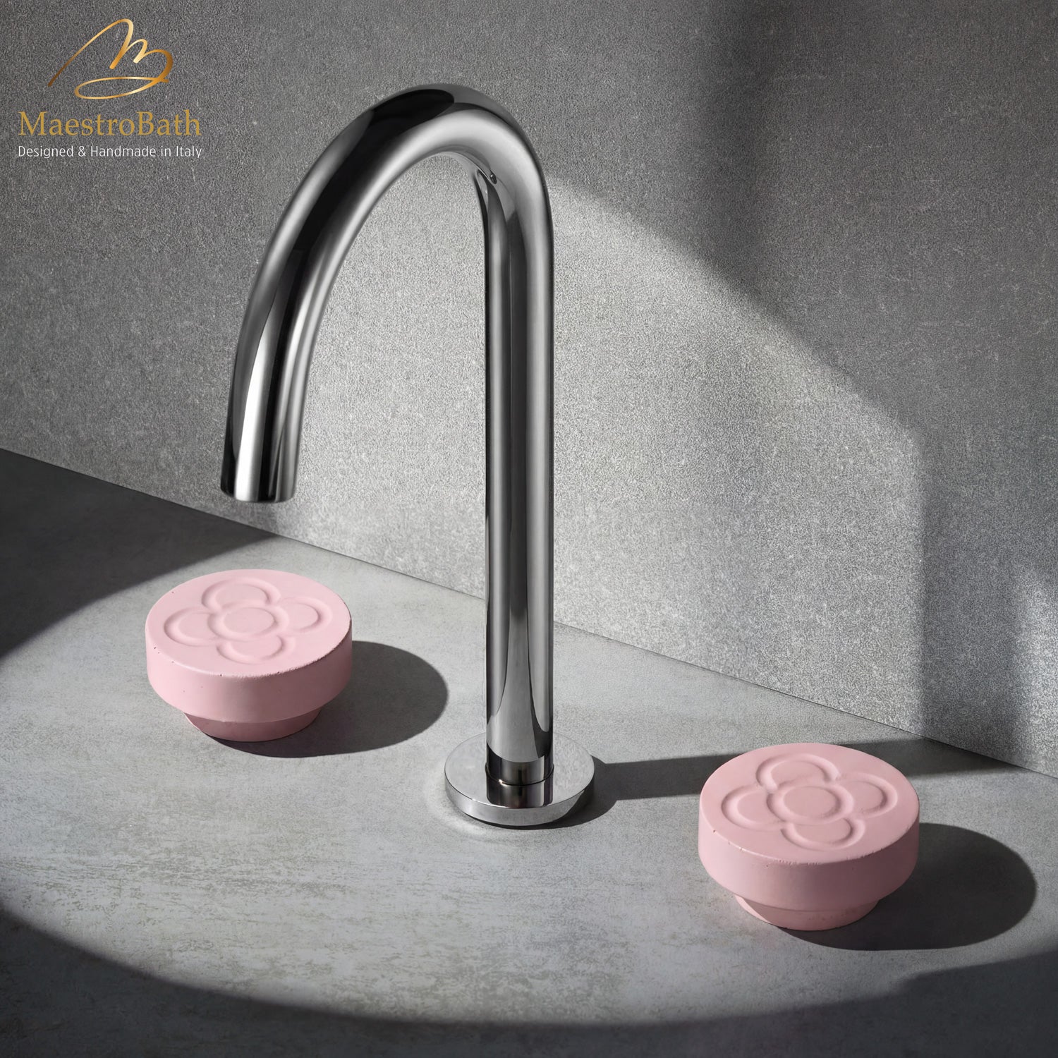 CEMENTO 3-Hole Bathroom Faucet