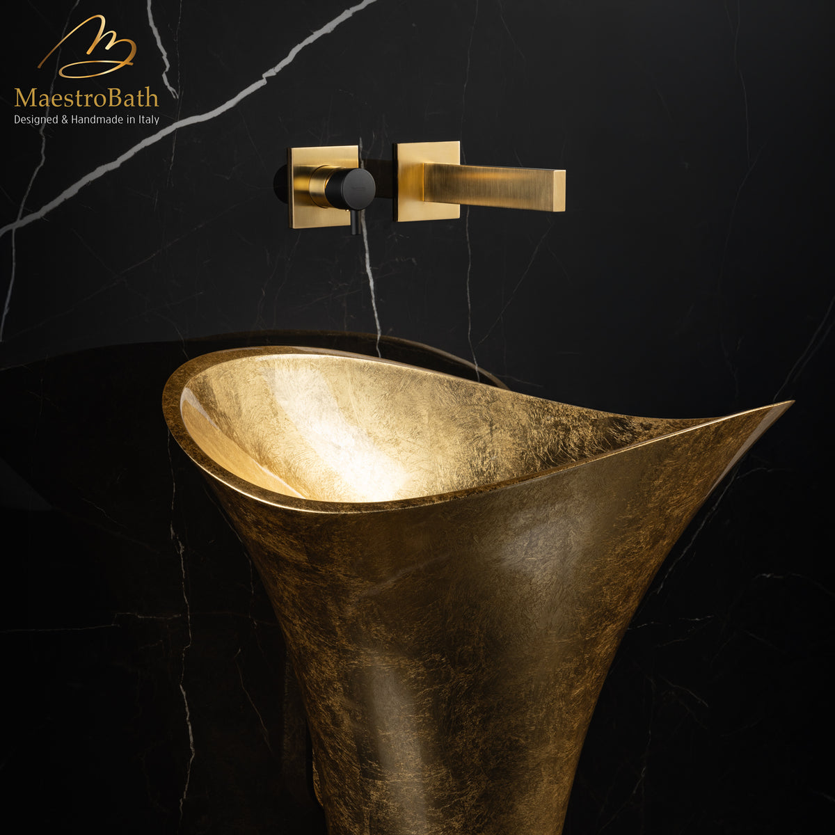 Deck mounted brass two hole bathroom faucet, 3.1 inch spout height and a 8.6 inch spout reach, made of lead-free brass #color_brushed gold