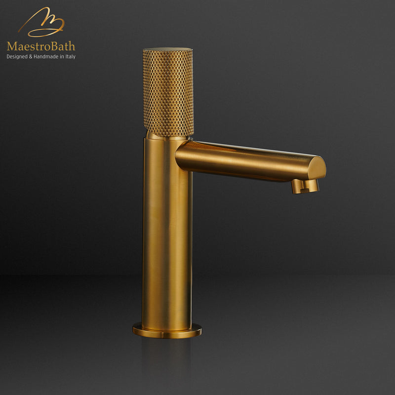 AUX Low Bathroom Faucet | Polished Gold